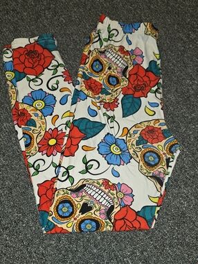 Day of the Dead Floral Sugar Skull Leggings - White Background